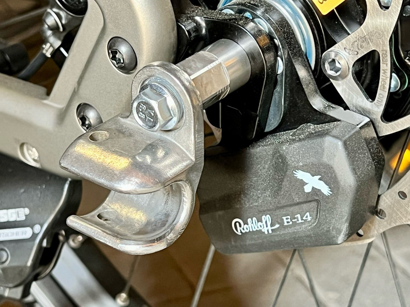 Hurtigkoblingsaksel med universaladapter | Klemmelengde 154 mm - 165 mm